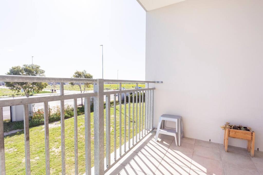 The Cozy Retreat, 2-bedroom In Parklands, * Cape Town